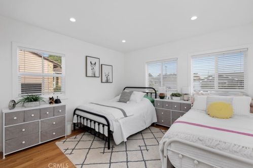 15005 Cranbrook Ave, Hawthorne CA  90250-8476 exterior