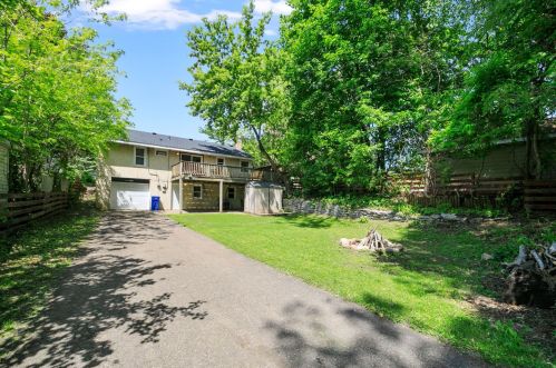 2122 Bush Ave, Saint Paul, MN 55119-3941