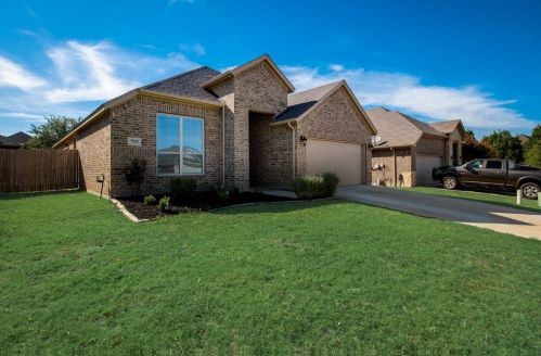 7525 Innisbrook Ln, Fort Worth TX  76179-4825 exterior