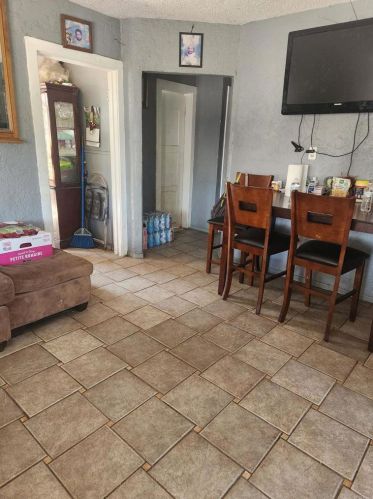 11717 Pepper St, Bloomington, CA 92316-3703