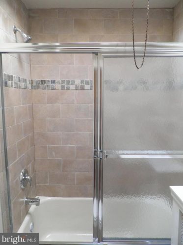 5726 20th St, Philadelphia PA  19138-2902 exterior