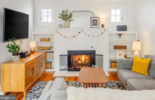 100 Strawbridge Ave, Camden NJ 08108-1806 exterior