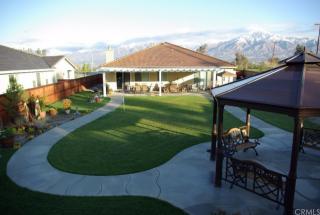 35 Blue Jay Ln, Redlands, CA 92374-1650