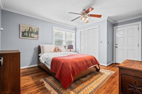 1627 Beacon Hill Blvd, Atlanta GA  30329-2517 exterior