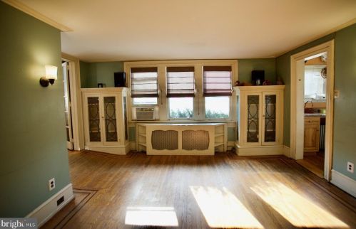 310 Warwick Rd, Haddonfield NJ 08033-3828 exterior