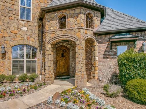 3341 Clubview Dr, Argyle TX  76226-2113 exterior