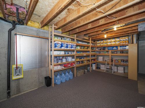 4662 8450, Taylorsville UT exterior