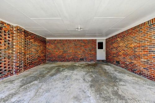 2131 Ladovie Ct, Atlanta, GA 30345-3763