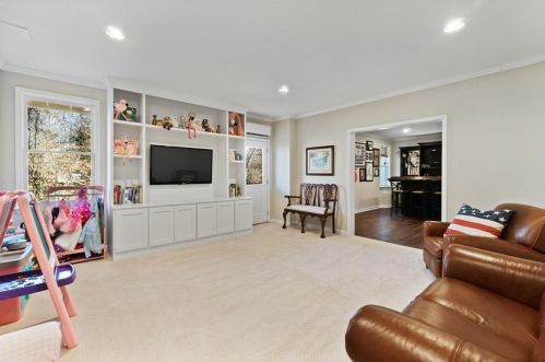 2181 Collins Ridge Dr, Atlanta GA  30318-1243 exterior
