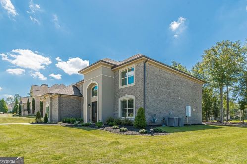 3019 Seventh Century Row, Conyers GA  30094-5780 exterior