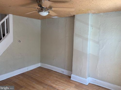 26 New Rose St, Trenton, NJ 08618-3806