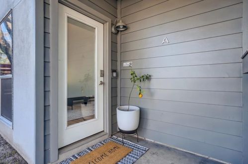 714 Annie St, Austin, TX 78704-4104