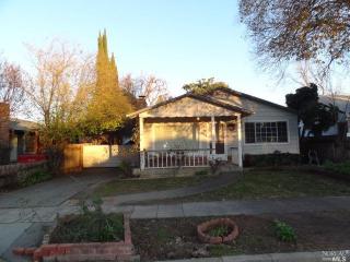 525 Kentucky St, Vacaville, CA 95688-4428