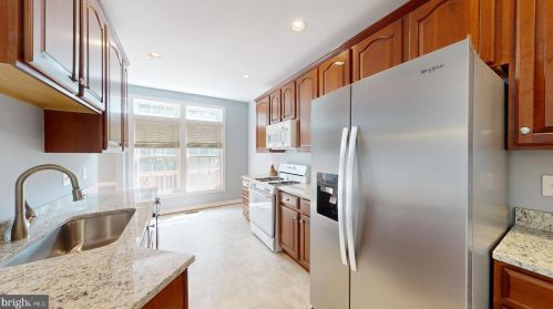 6679 Debra Lu Way, Springfield VA  22150-7815 exterior