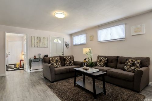 1401 Villa St, Riverside CA  92507-1332 exterior