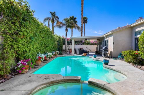 47910 Via Nice, La Quinta, CA 92253-2157