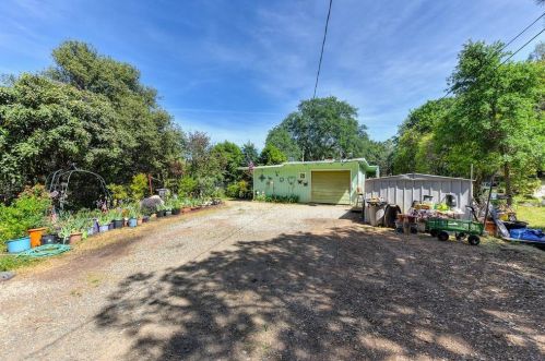10600 Joeger Rd, Auburn, CA 95602-9089