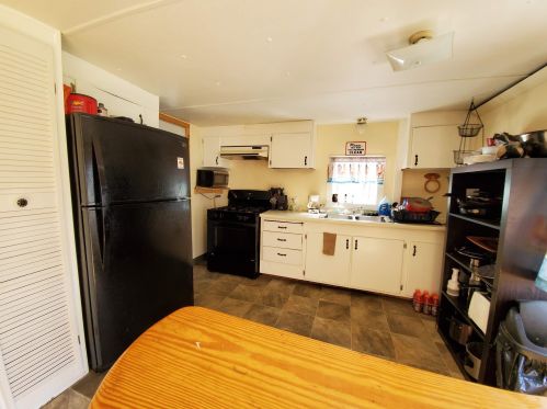 557 Fernwood Farms Rd, Orange, NH 03741-7263