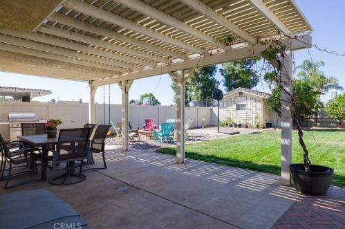 9363 Shamouti Dr, Riverside CA  92508-6463 exterior