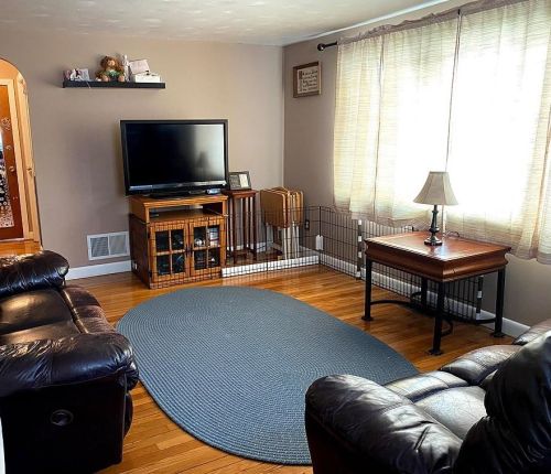 29 Frazier Ln, Tiverton, RI 02878-2533