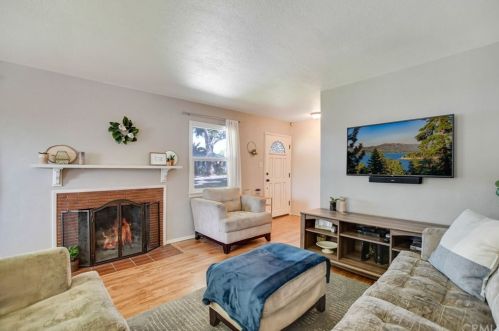 294 Sultana Ave, Upland, CA 91786-6735