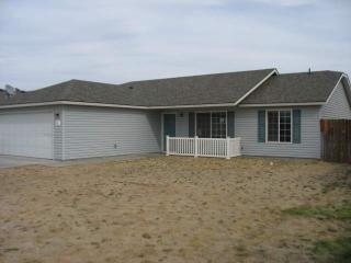 627 Arbutus Ave, Pasco, WA 99301-5904
