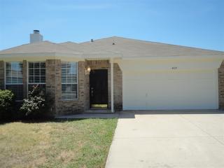 4829 Marina Del Rd, Fort Worth TX  76179-4117 exterior