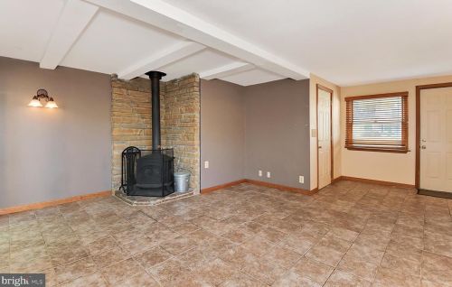 169 Upper Fry Rd, Trenton NJ 08628-2734 exterior