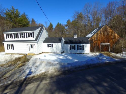 8 Cross Rd, Mount Vernon, NH 03057-1208