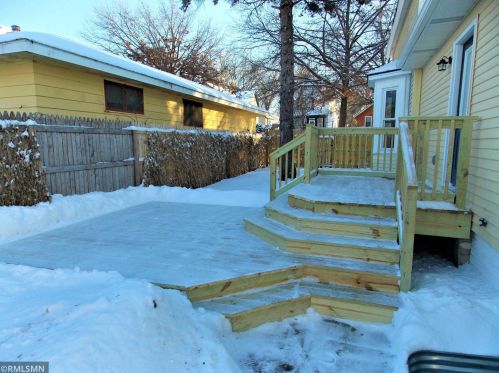 61 Cook Ave, Saint Paul MN  55117-4930 exterior