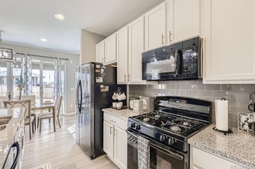 25512 Bayaud Pl, Aurora CO  80018 exterior