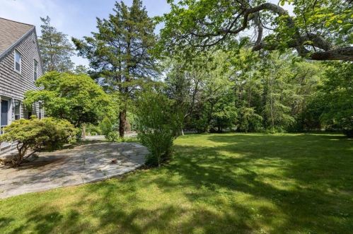 5 Verdi Rd, Westerly, RI 02891-4705
