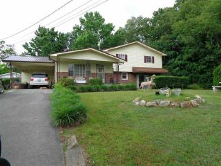 240 Hill St, Cleveland, TN 37311-6303