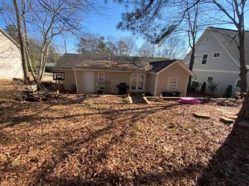 135 Mountain View Rd, Marietta, GA 30064-2181
