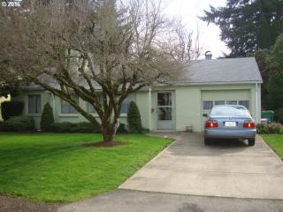 10088 36th Ave, Portland, OR 97222-6529