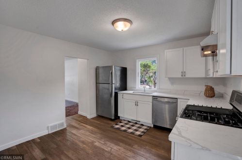 7834 Able St, Minneapolis MN  55432-2811 exterior