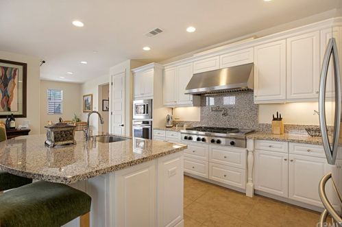 240 Desert Bloom, Irvine CA  92618-8872 exterior