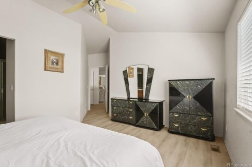 5224 Nepal Way, Aurora CO 80015-6441 exterior