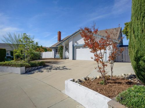 1325 Brenda Ct, Upland, CA 91786-2502