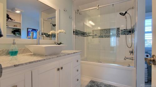 7029 Magnolia Cir, Englewood CO exterior