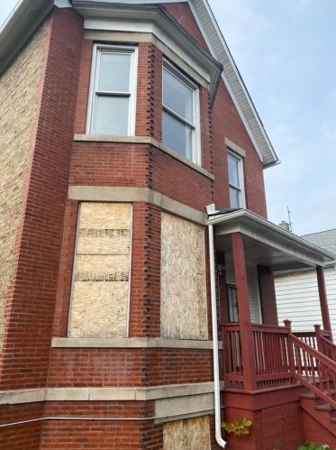 10510 Wentworth Ave, Chicago, IL 60628-2540