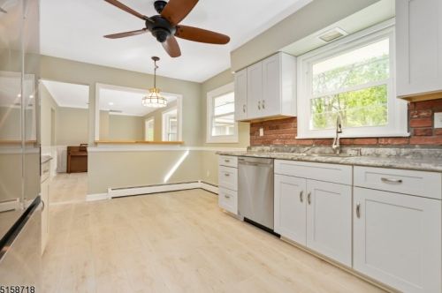 75 Bissell Rd, Lebanon, NJ 08833-4435