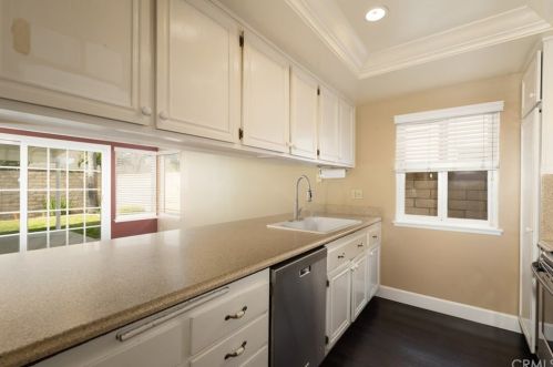 5921 Avenida Arbol, Anaheim CA  92807-3220 exterior