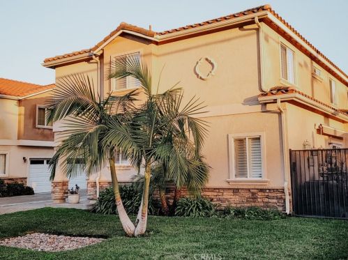 12106 Old River School Rd, Downey, CA 90242-2114