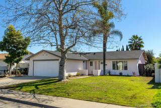 1213 Kent Ave, Escondido, CA 92027-1417