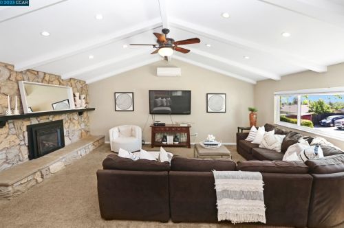1727 Silverwood Dr, Pacheco, CA 94553-5374