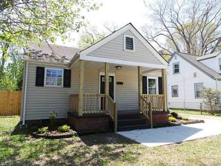 833 Norman Ave, Norfolk VA  23518-2517 exterior