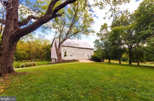 1122 Duncan Rd, Harpers Ferry WV 25425-5350 exterior