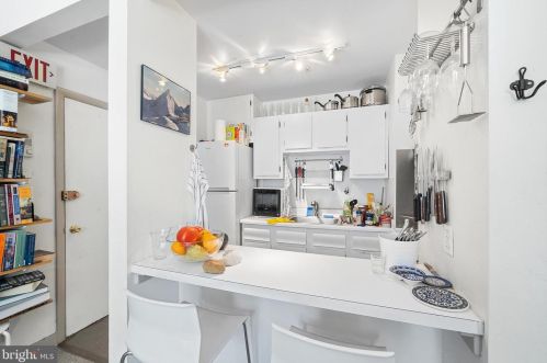 3961 Baltimore Ave, Philadelphia PA 19143-2623 exterior