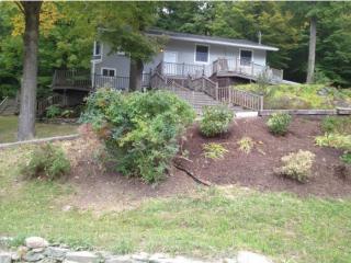 85 Sand Rd, Colchester VT  05446-7685 exterior
